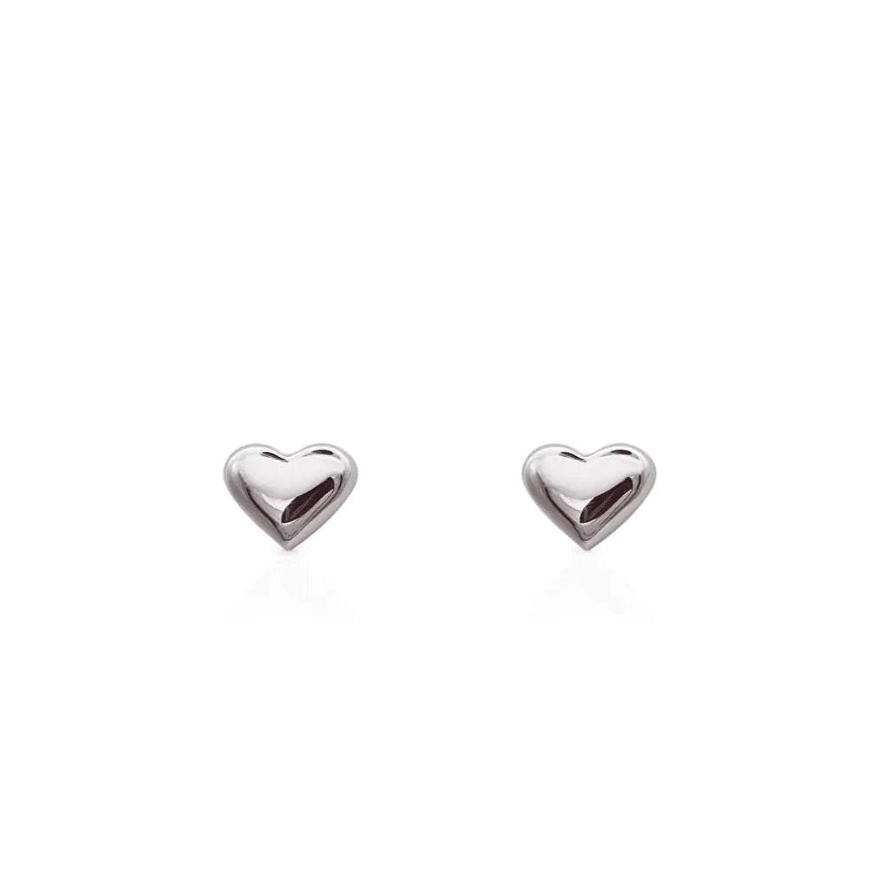 Polished heart-shaped stud earrings – celebrating connection, softness, and sincerity.